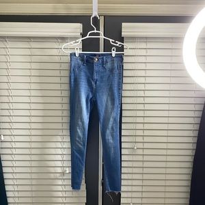 abercrombie and fitch jeans